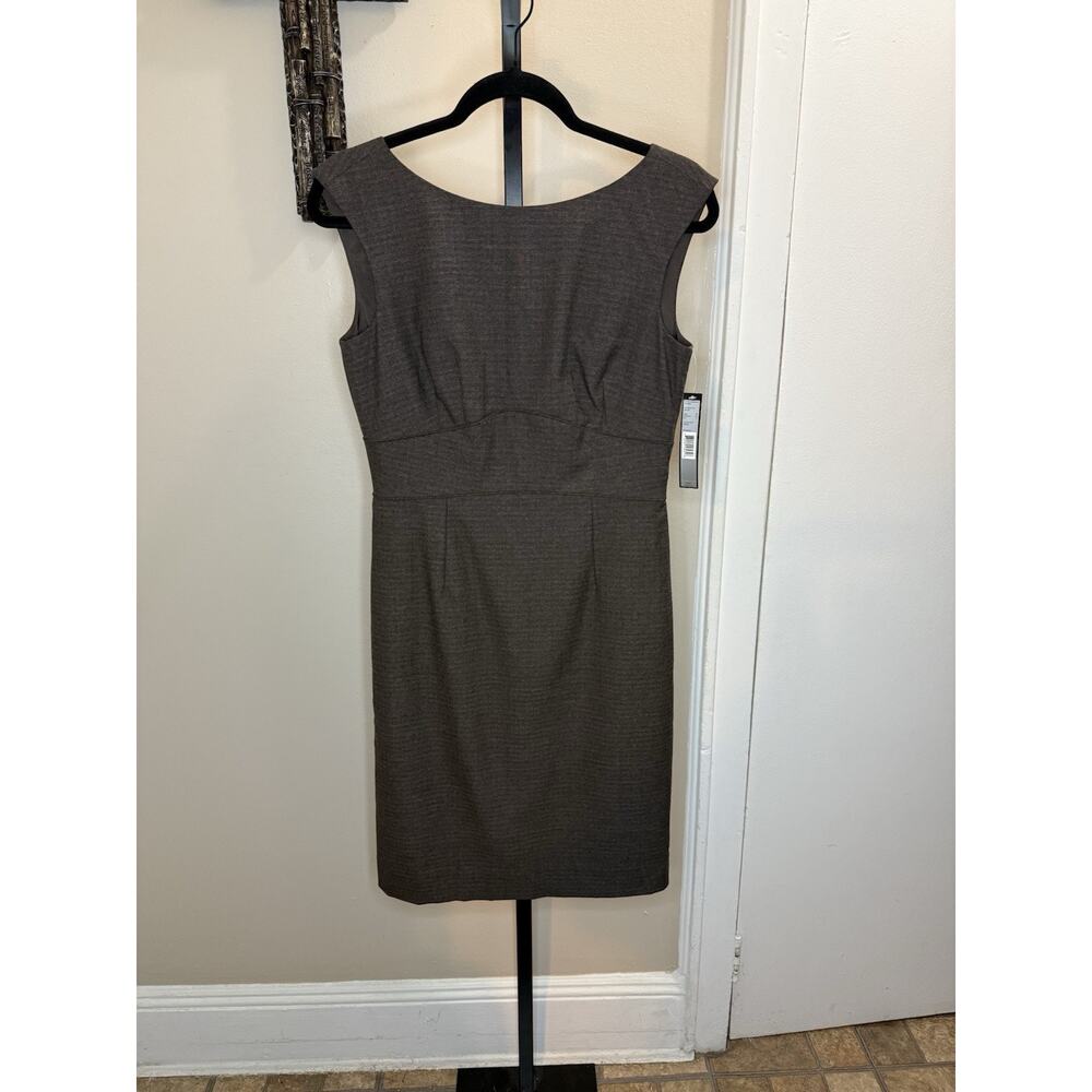 Ellie Tahari Sheathed Dress Size 4